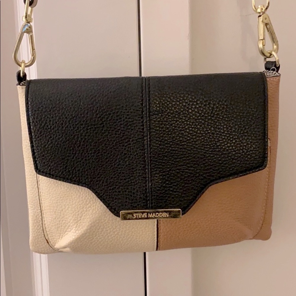 Steve Madden Colorblock Crossbody